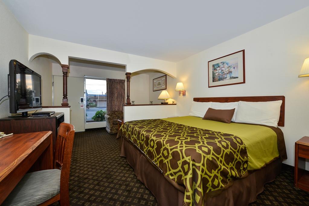 Americas Best Value Inn & Suites Williamstown Bilik gambar