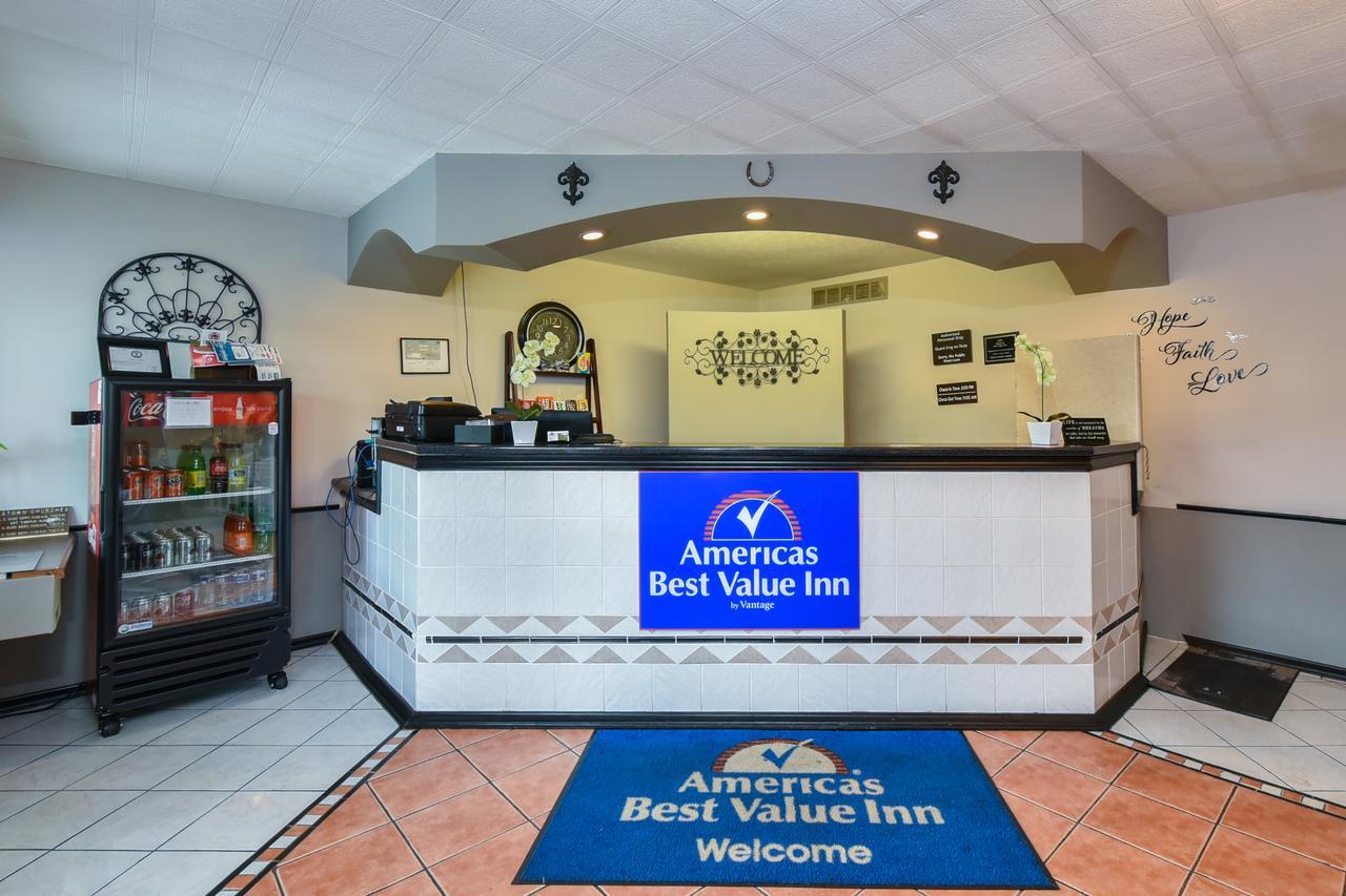 Americas Best Value Inn & Suites Williamstown Luaran gambar
